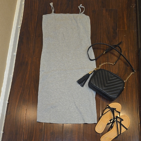 Topshop Dresses & Skirts - Topshop Light Gray Midi Dress